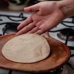 Original mexikanische Maistortilla zubereiten